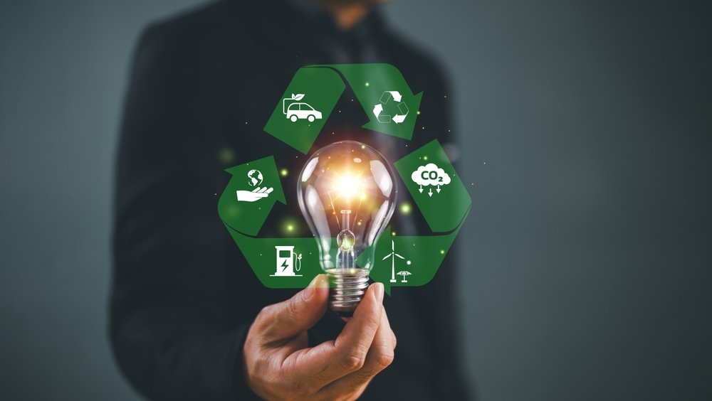 green,energy,sustainable,development,goal,,sdg,concept.,hand,hold,light